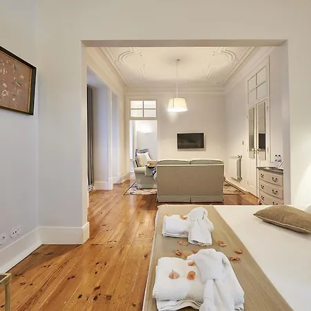 Lapa Suites Bed and Breakfast 3*